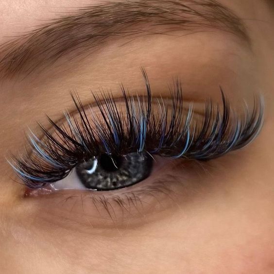 fairy-lashes-wispy-lavislash-sparkling