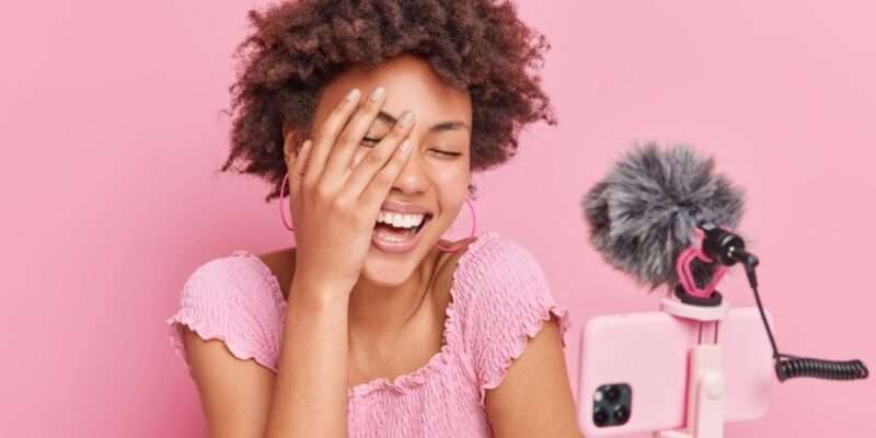 3-main-reasons-why-your-lash salon-needs-a-social-media