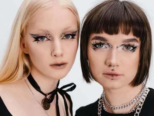 Halloween Costumes-Inspiration-What-Hot-this-Year-suggest by LavisLash