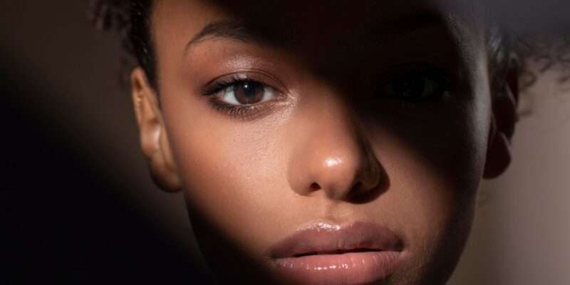 Seasonal Lash Shedding-The-Essential-Knowledge-Every-Good-Lash-Artist-Needs